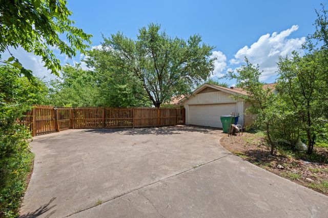 236 Lodestone CIR, Cedar Park, TX 78613