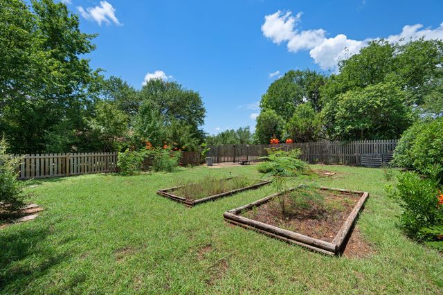 236 Lodestone CIR, Cedar Park, TX 78613