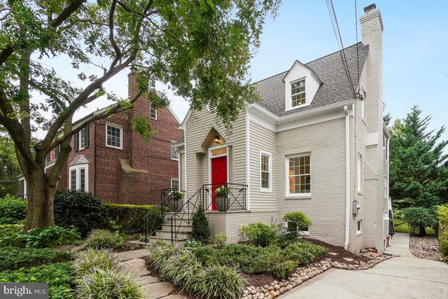 4512 VAN NESS ST NW, Washington, DC 20016