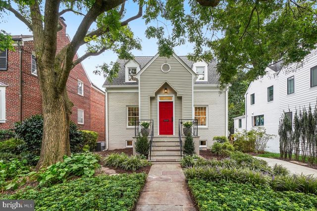 4512 VAN NESS ST NW, Washington, DC 20016