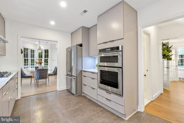 4512 VAN NESS ST NW, Washington, DC 20016