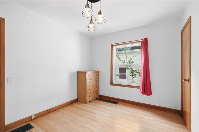 2682 South Court, Madison, WI 53704