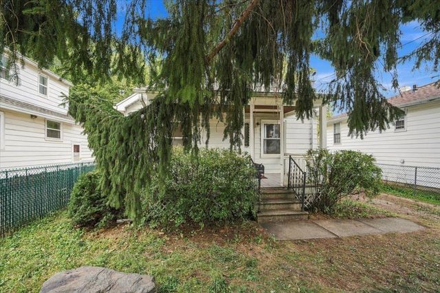2682 South Court, Madison, WI 53704
