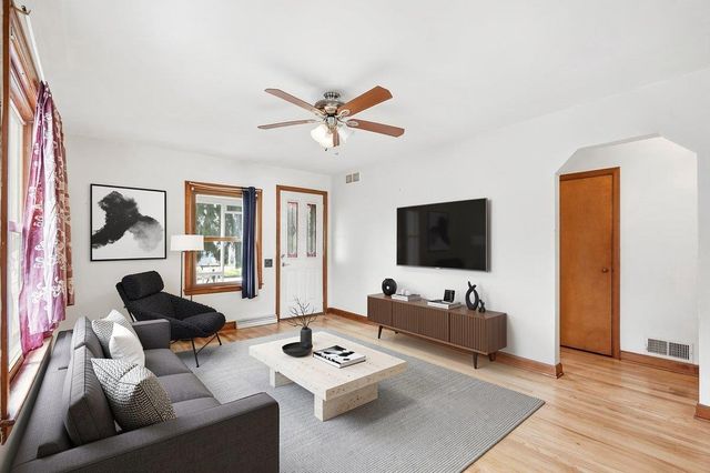 2682 South Court, Madison, WI 53704