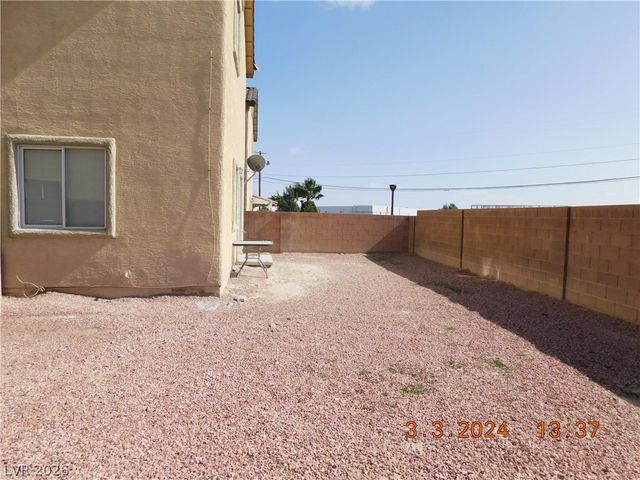 133 Rosa Rosales Court, North Las Vegas, NV 89031