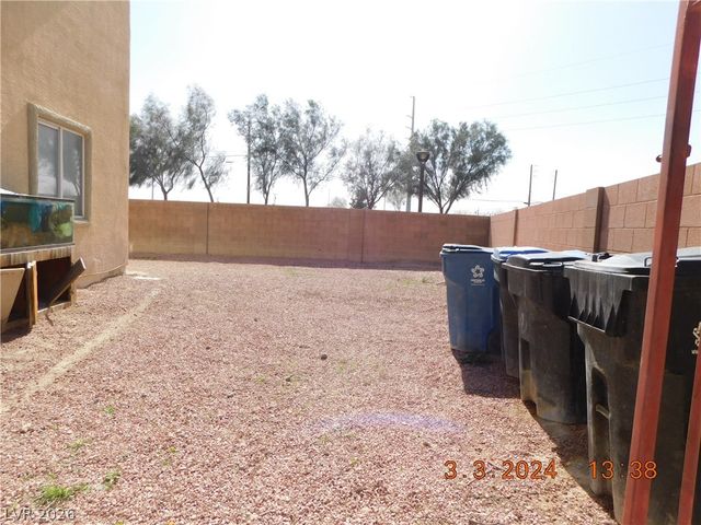 133 Rosa Rosales Court, North Las Vegas, NV 89031