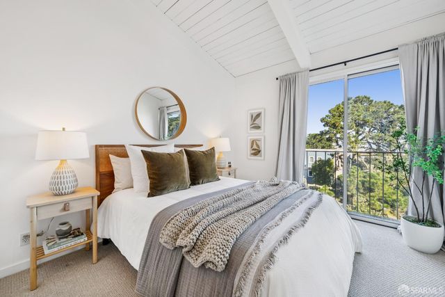 5330 Diamond Heights Boulevard J301, San Francisco, CA 94131