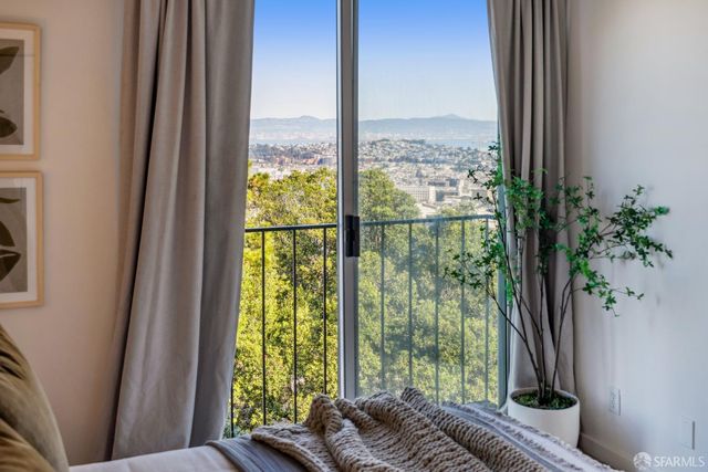 5330 Diamond Heights Boulevard J301, San Francisco, CA 94131