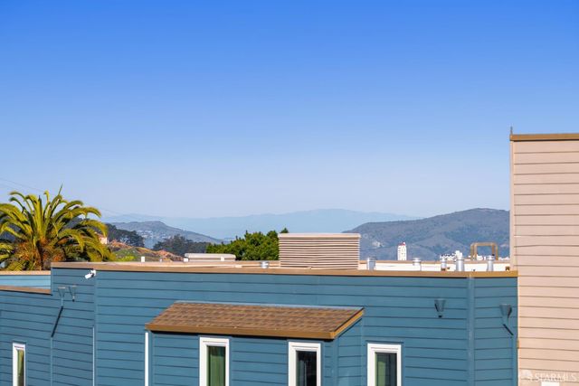 5330 Diamond Heights Boulevard J301, San Francisco, CA 94131