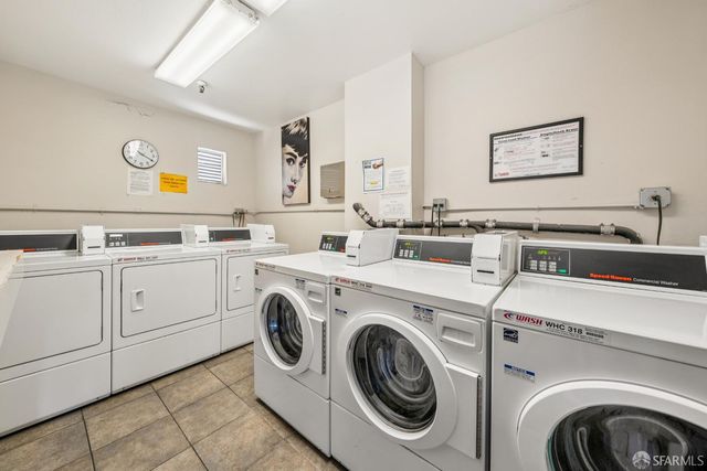 5330 Diamond Heights Boulevard J301, San Francisco, CA 94131