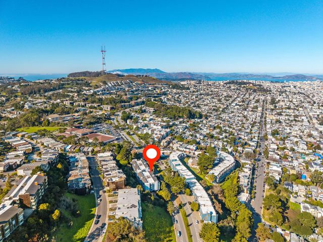 5330 Diamond Heights Boulevard J301, San Francisco, CA 94131