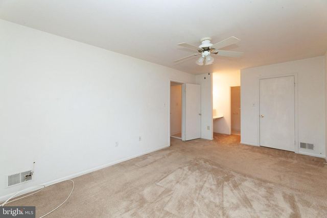 13871 LANGSTONE DR, Woodbridge, VA 22193