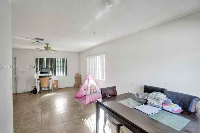 5706-5708 Lincoln St 1-2, Hollywood, FL 33021