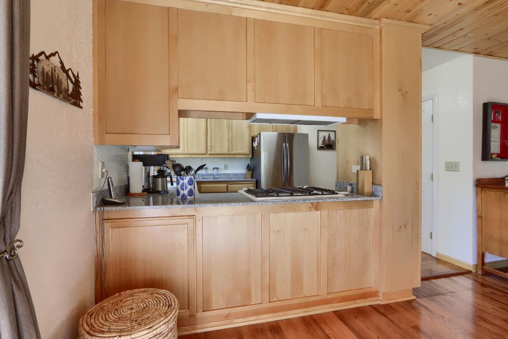 Image 13 of property listing at 5840 Evergreen Lane, Mariposa, CA 95338