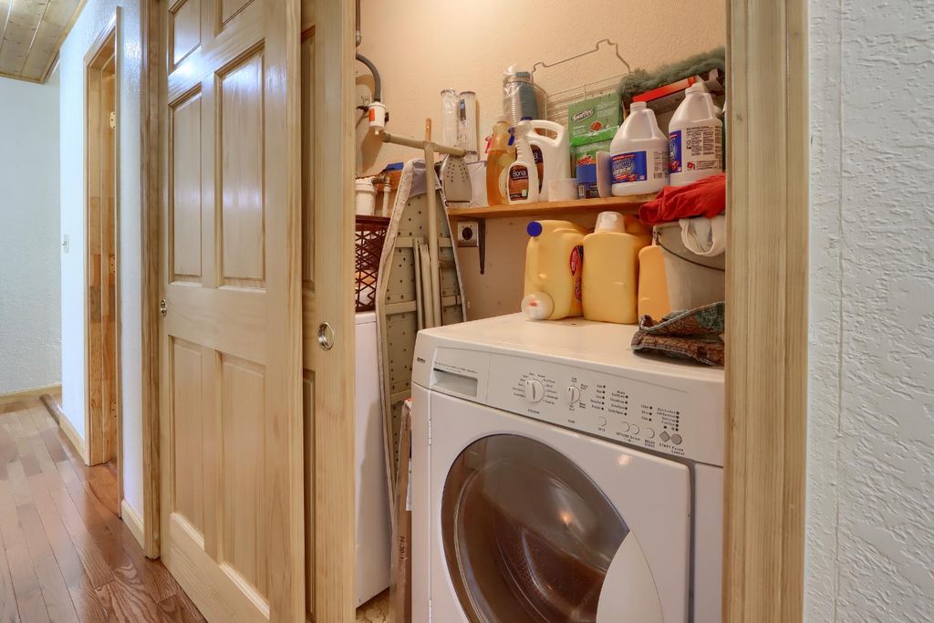 Image 31 of property listing at 5840 Evergreen Lane, Mariposa, CA 95338