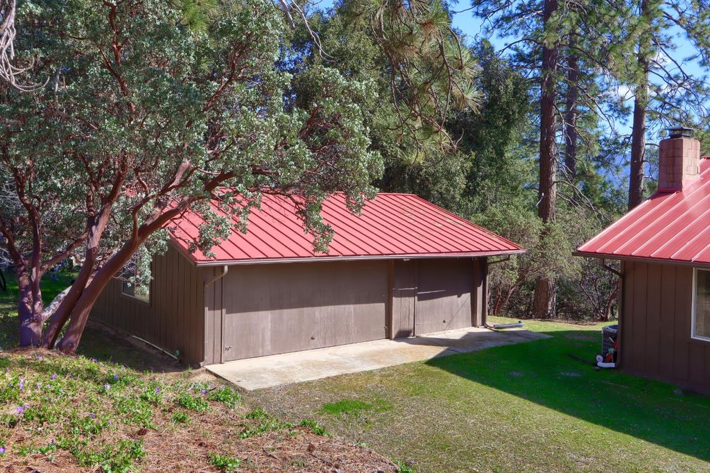 Image 42 of property listing at 5840 Evergreen Lane, Mariposa, CA 95338