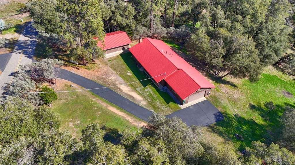 Image 49 of property listing at 5840 Evergreen Lane, Mariposa, CA 95338