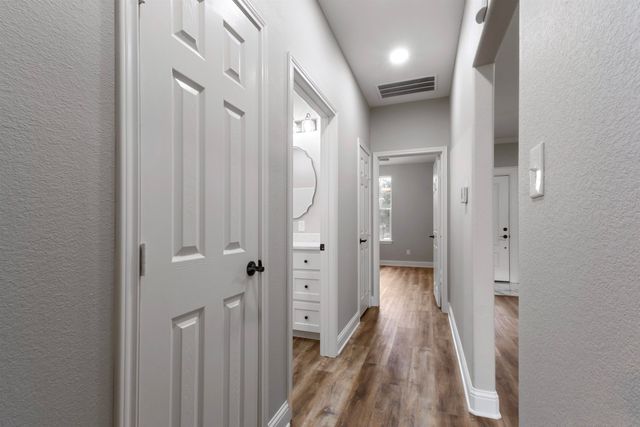 106 Royal St, Gilmer, TX 75645