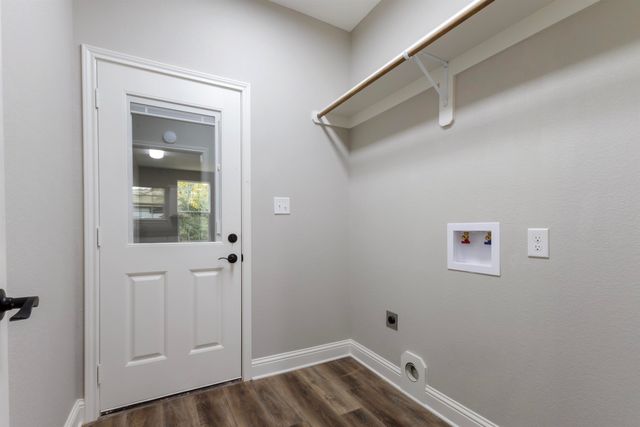 106 Royal St, Gilmer, TX 75645