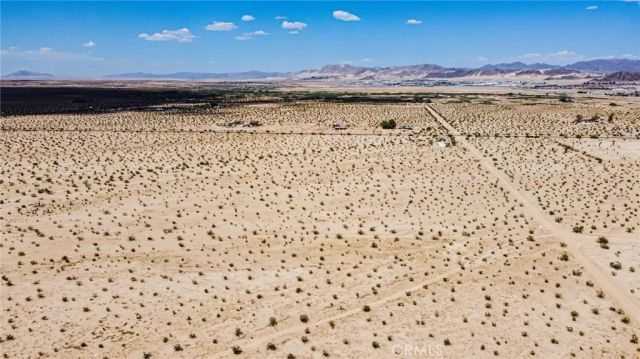 73220 Didsbury, 29 Palms, CA 92277