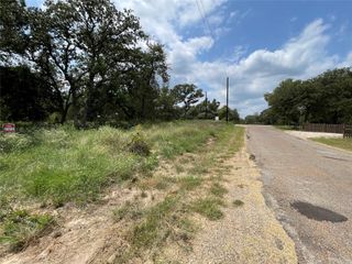 1310 CYPRESS TRAIL LOOP, Rockdale, TX 76567