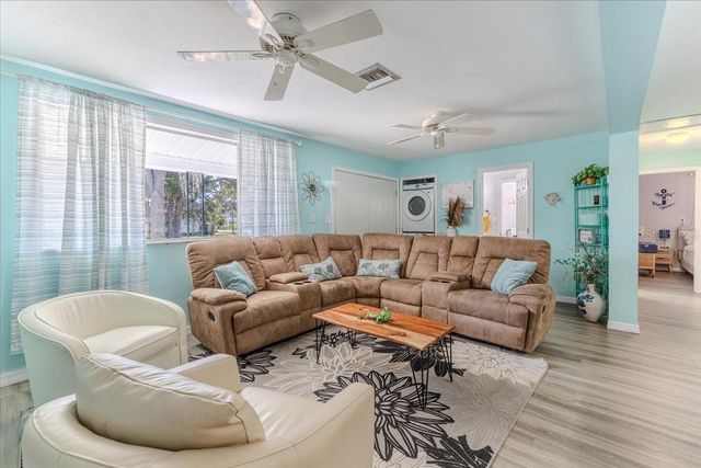 5261 CIRCLE DRIVE, Weeki Wachee, FL 34607