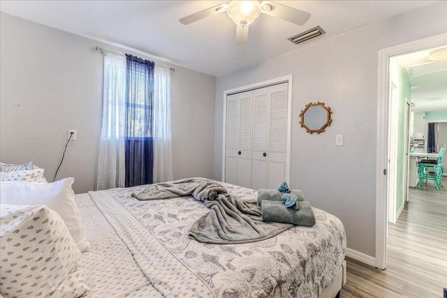 5261 CIRCLE DRIVE, Weeki Wachee, FL 34607