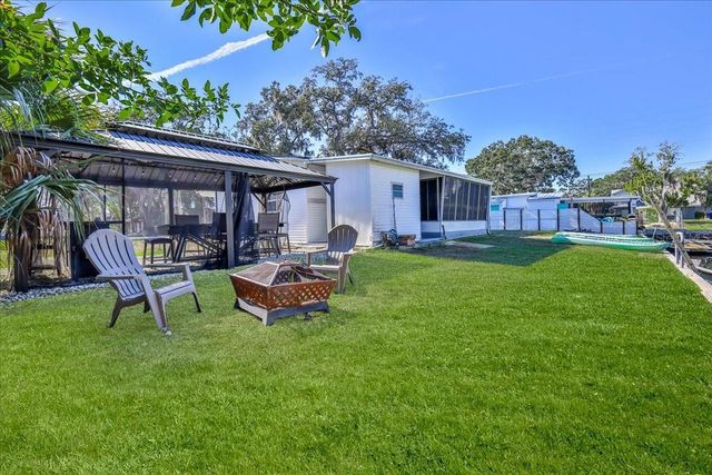 5261 CIRCLE DRIVE, Weeki Wachee, FL 34607