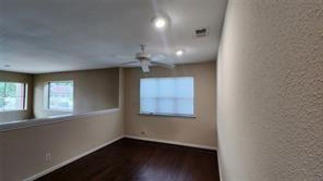 2616 Bering Drive 2616, Houston, TX 77057