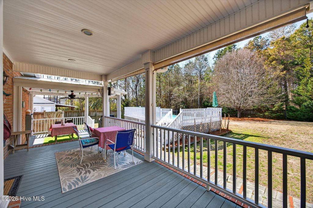 Image 18 of property listing at 1586 Goose Creek Road SW, Ocean Isle Beach, NC 28469