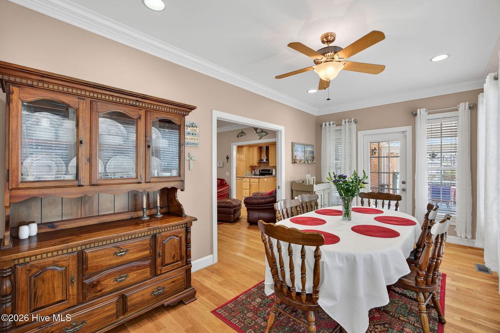 Image 39 of property listing at 1586 Goose Creek Road SW, Ocean Isle Beach, NC 28469