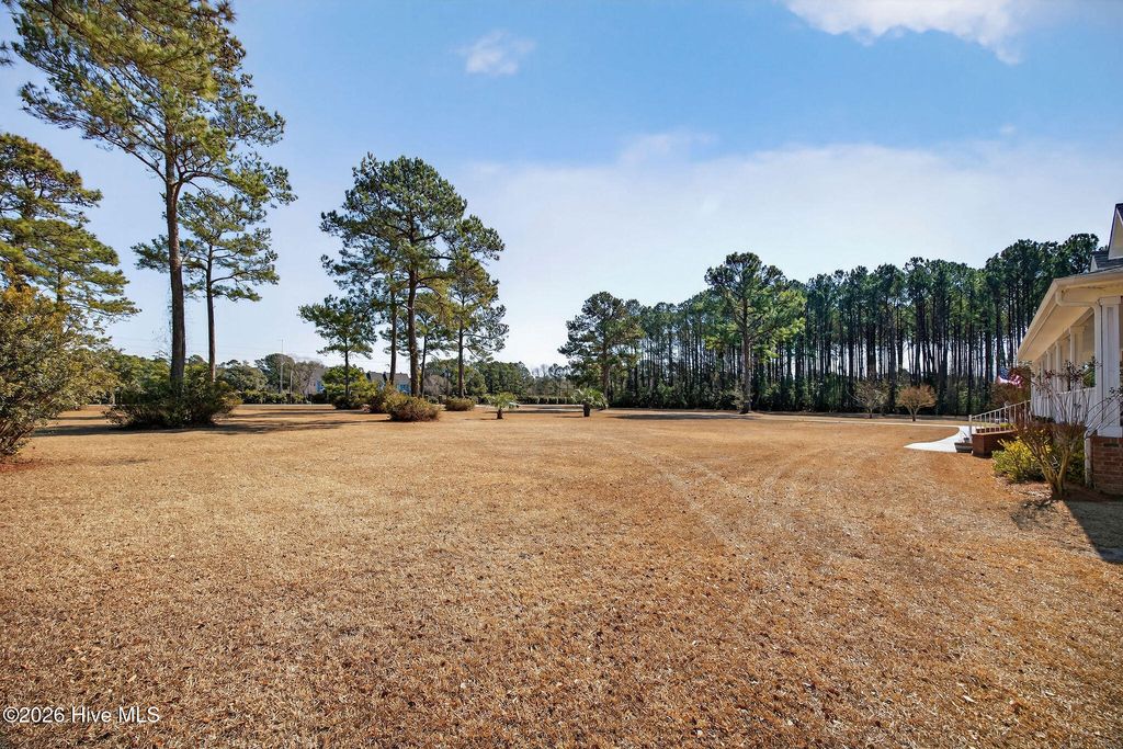 Image 5 of property listing at 1586 Goose Creek Road SW, Ocean Isle Beach, NC 28469