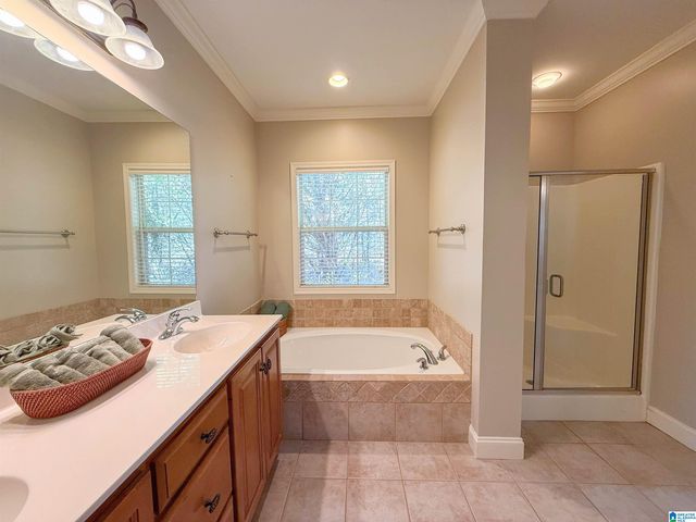 1220 EAGLE PASS WAY, Anniston, AL 36207