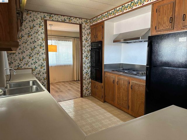 711 Old Canyon Rd. 69, Fremont, CA 94536