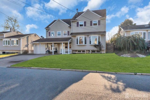 61 Cypress Drive, Colonia, NJ 07067