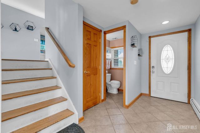 61 Cypress Drive, Colonia, NJ 07067