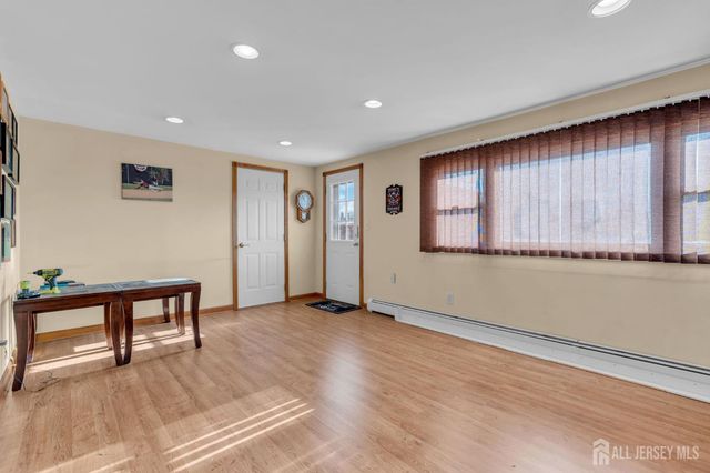 61 Cypress Drive, Colonia, NJ 07067