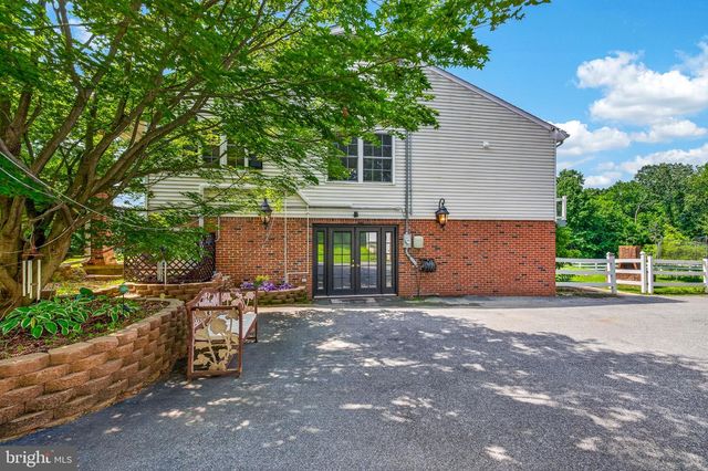 320 BARNESTON RD, Glenmoore, PA 19343