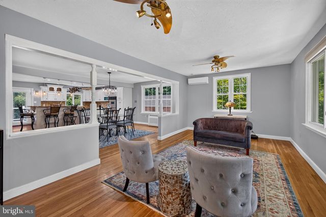 320 BARNESTON RD, Glenmoore, PA 19343