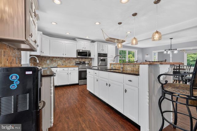 320 BARNESTON RD, Glenmoore, PA 19343