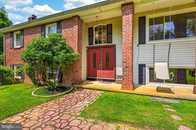 320 BARNESTON RD, Glenmoore, PA 19343