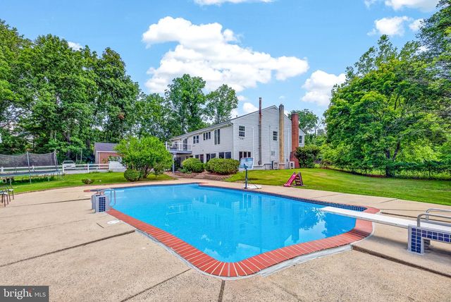 320 BARNESTON RD, Glenmoore, PA 19343
