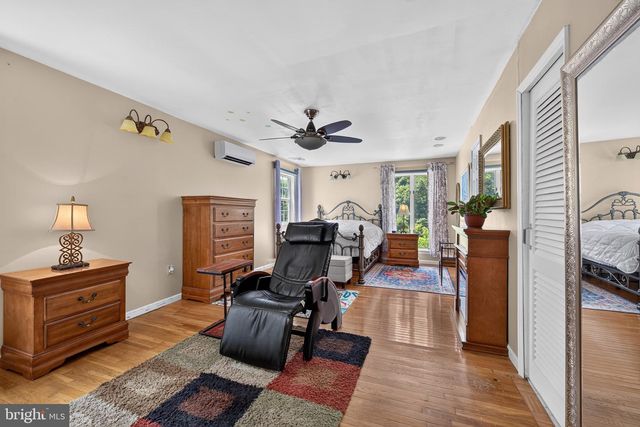 320 BARNESTON RD, Glenmoore, PA 19343