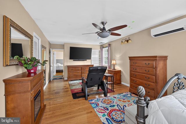 320 BARNESTON RD, Glenmoore, PA 19343