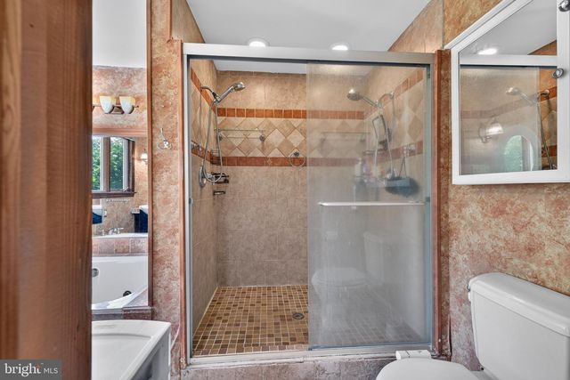 320 BARNESTON RD, Glenmoore, PA 19343