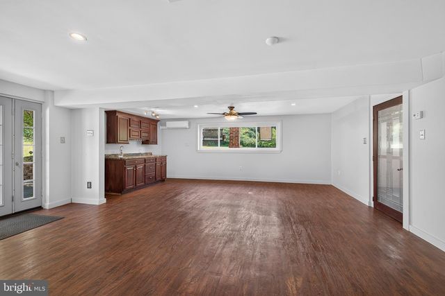 320 BARNESTON RD, Glenmoore, PA 19343