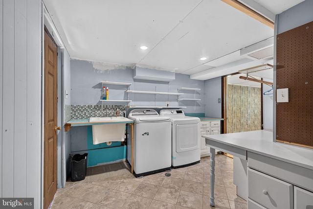320 BARNESTON RD, Glenmoore, PA 19343
