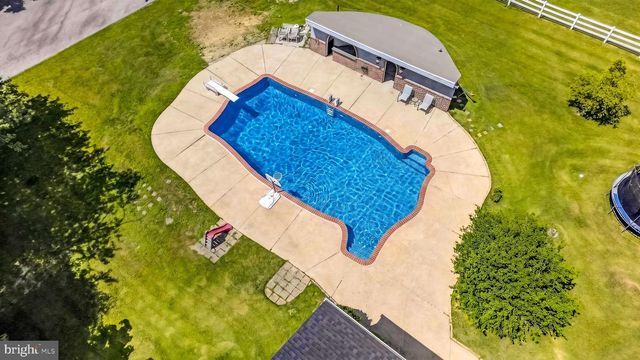 320 BARNESTON RD, Glenmoore, PA 19343