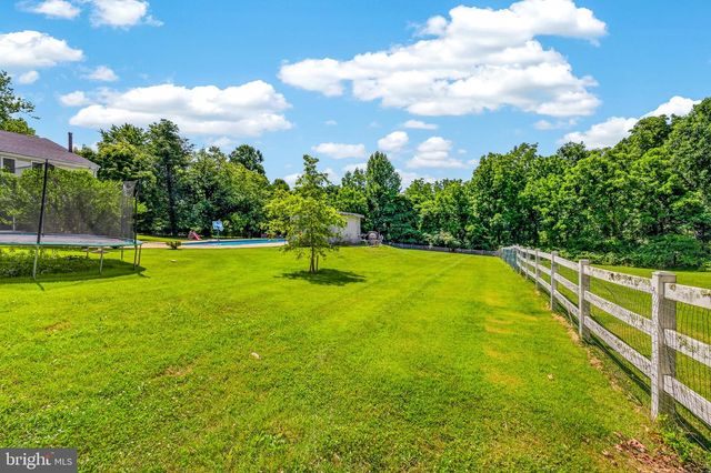 320 BARNESTON RD, Glenmoore, PA 19343