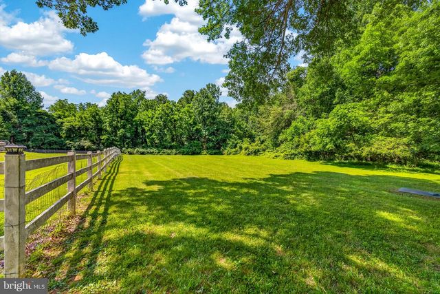 320 BARNESTON RD, Glenmoore, PA 19343